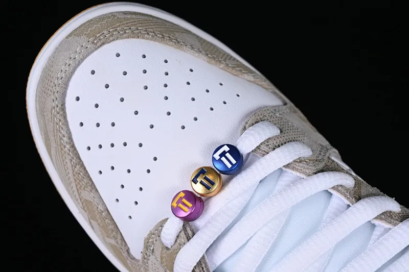 All Categories Nk SB Dunk Series Nk SB Dunk Low Low-top sneakers F version Rayssa Leal x Nk SB Dunk Low Rayssa Leal co-branded SB low-top casual sneakers FZ5251-001